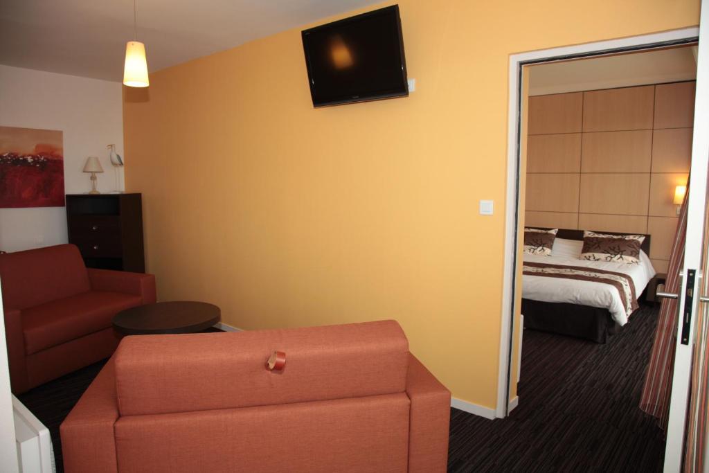 Logis Hotellerie Les Brisants , Restaurant J M Perochon Bretignolles-sur-Mer Room photo